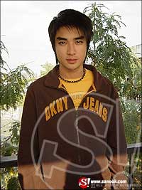 แถลงข่าวอาการบิ๊ก D2B