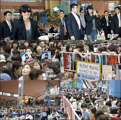 แบยองจุน เขย่าโอซาก้า แฟนเรือนหมื่น สื่อนับพันแห่ต้อนรับ