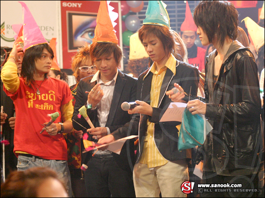 รายการ "ทไวไลท์ โชว์" อัดเทปงานวันปีใหม่