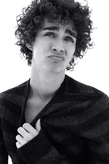 Robert Sheehan