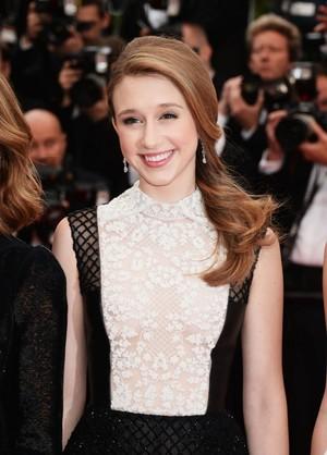 เทียสซ่า ฟาร์มิก้า (Taissa Farmiga)