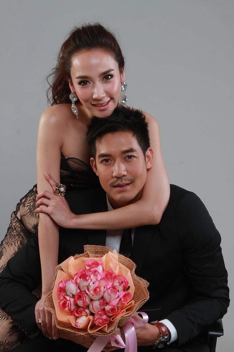 พราว นักแสดง