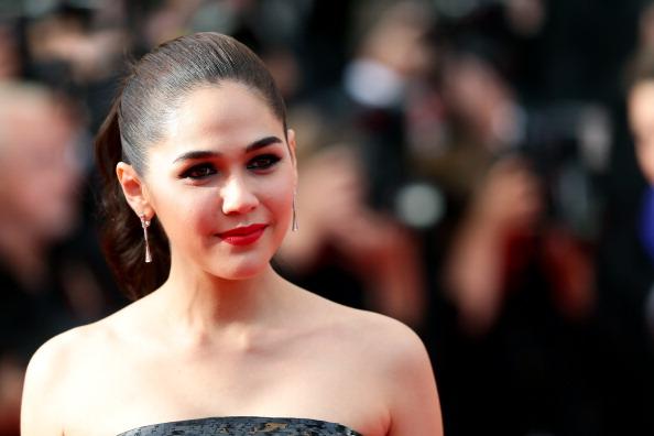 ชมพู่ อารยา