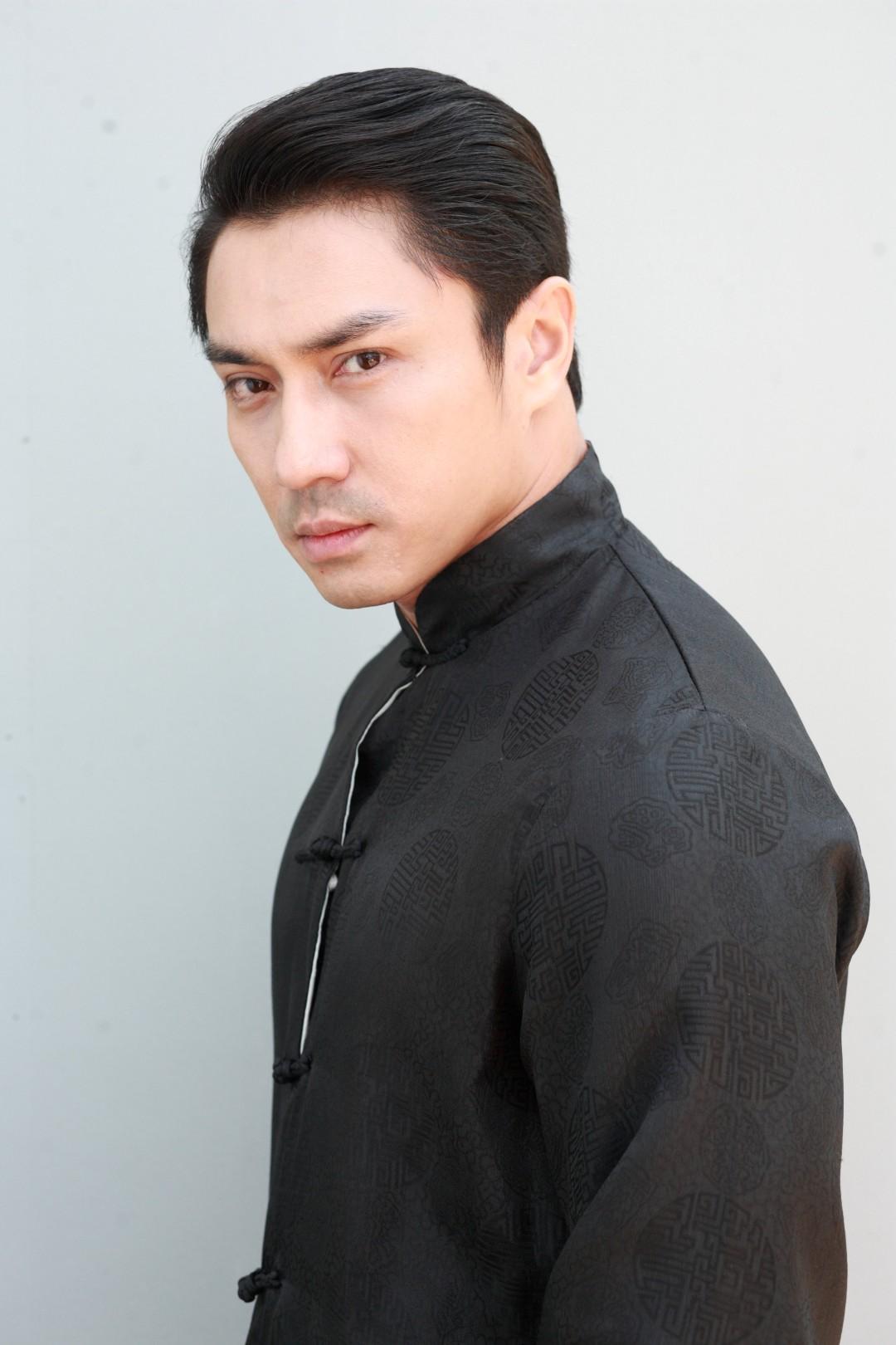 เลือดมังกร สิงห์