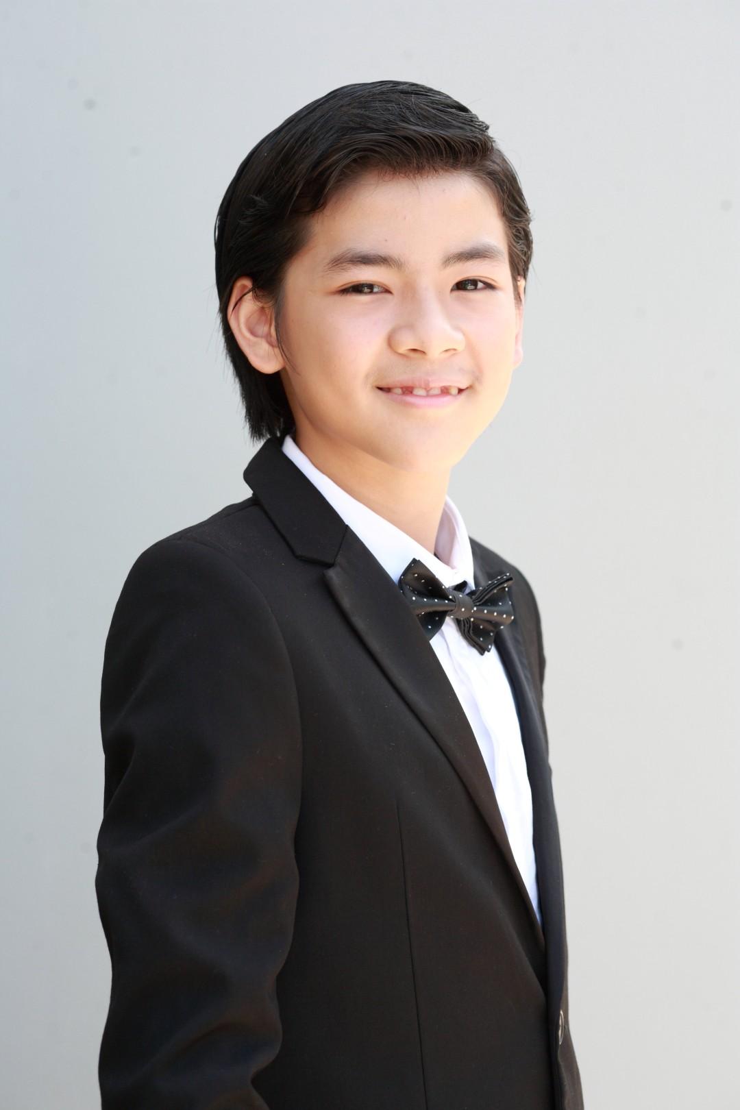 เลือดมังกร สิงห์