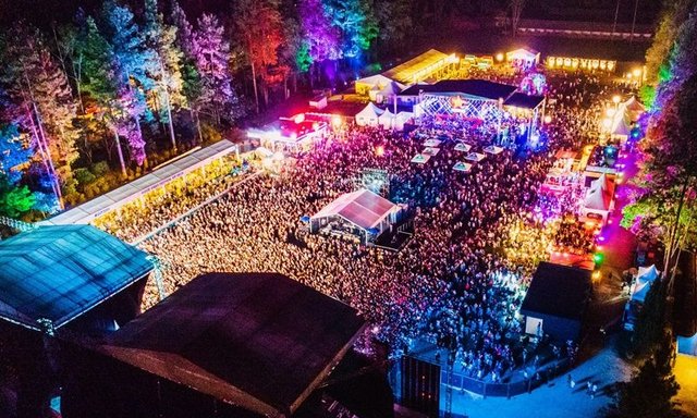 Good Vibes Festival กับจำนวนคนดูที่แน่นเอี๊ยดเกือบ 2 หมื่นคน