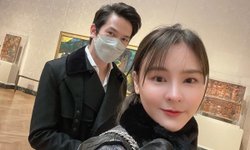 "ออม สุชาร์" เกี่ยวก้อย "แอมป์ พิธาน" เที่ยวอเมริกา ทริปเรียบๆ แต่หวานละมุนที่สุด