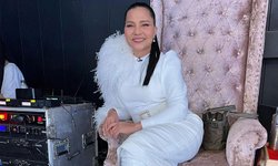 "สุนารี" โพสต์ภาพซื้อลอตเตอรี่ 244 ใบ อดใจไม่ไหวเจอเลขชุดนี้