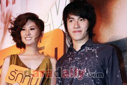 กาย เมย์ แอนด์ แม่ช่ารักแบบเศร้าๆ