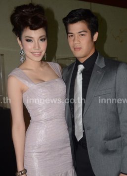 เมย์พิชญ์ตื่นเต้นควงปาล์มออกงาน
