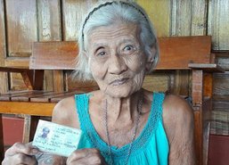ยายวัย89ปีเคยลงแข่งเรือพาย-ร.8ร.9.ทอดพระเนตร