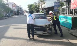 พยาบาลสาวเดือด ! ขับเก๋งพุ่งชนรถสามีกับกิ๊ก รถพังยับ