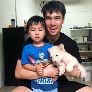 &#8220;แมทธิว ดีน&#8221; โพสต์ภาพในโรงพยาบาลครั้งแรก หลังเข้ารักษาโควิด-19