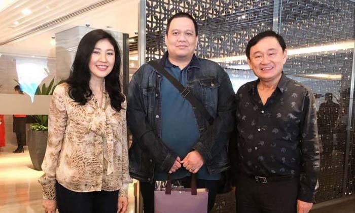 “ไผ่ วันพอยท์” เช็คอินสิงคโปร์ โพสต์ภาพคู่ ‘ทักษิณ-ยิ่งลักษณ์’