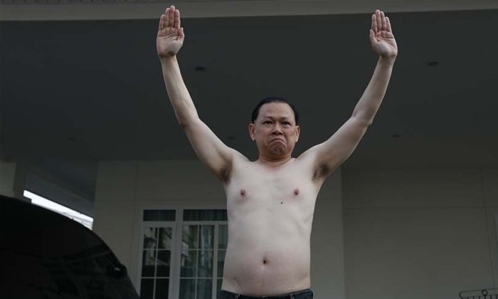 ตำรวจออกหมายเรียก "พ่อสันธนะ" ให้ที่พักพิงผู้ต้องหา