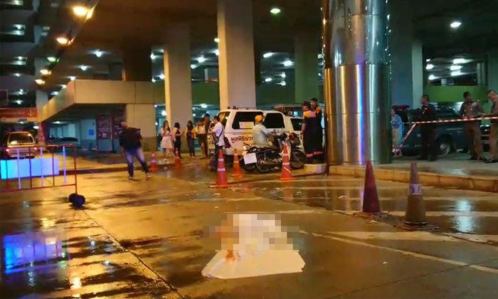 สาวนิรนามดิ่งอาคารจอดรถ MRT ลาดพร้าว ร่วงจากชั้น 9 ดับคาที่