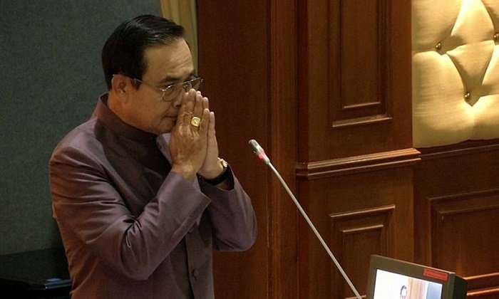 "ประยุทธ์" ท้า! ใครแก้ปัญหาได้ มาสมัครเป็นรัฐบาล - สนช. โหวตรับร่างงบปี 62 วาระ 1