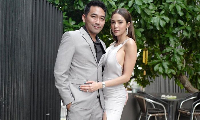 "อุ้ม ลักขณา" เดินสายแจกการ์ดแต่งงานแล้ว