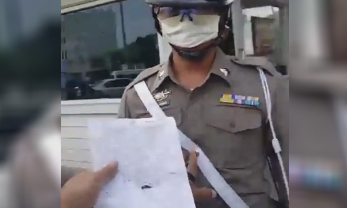 ผกก.สน.ดินแดง แจงกรณีคลิปตำรวจจราจร ยึดใบขับขี่