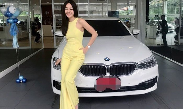"ปุยฝ้าย ณัฎฐพัชร์" ซื้อบ้านให้แม่ ถอยรถป้ายแดงให้ตัวเอง