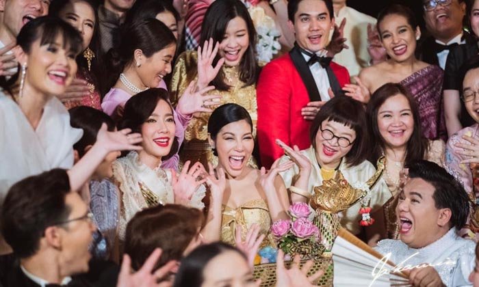 ต้องดูคลิปให้จบ ปาร์ตี้วันเกิด "แหวนแหวน ปวริศา" หวิดพังเพราะไฟไหม้