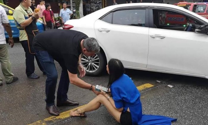 สาวซิ่งเก๋งชนแหลก สาหัส 2 คน สติแตกนั่งร้องไห้ "หนูยอมติดคุก ไม่มีตังค์จ่าย"
