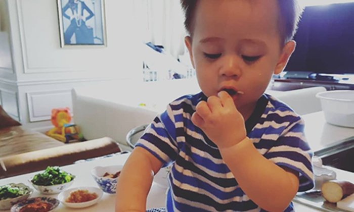 à¸¥à¸µà¸¥à¸²à¸à¸à¸à¹à¸²à¸§à¹à¸«à¸à¸µà¸¢à¸§à¸à¸­à¸ "à¸ªà¸²à¸¢à¸à¹à¸²" à¸ªà¸¡à¸à¸±à¸à¹à¸à¹à¸à¸¥à¸¹à¸ "à¹à¸¡à¹à¸à¸¡" à¸à¸­à¸à¸à¸´à¸à¸ªà¹à¸¡à¸à¸³