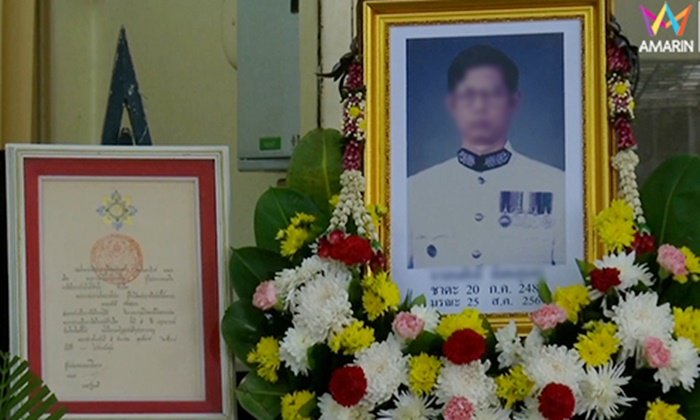 น้องชาย "เต้" เปิดใจนาทีเศร้า ปู่ทุบอกอยากตายตามพ่อโดดตึกศาล เคว้งเหลือแค่แม่