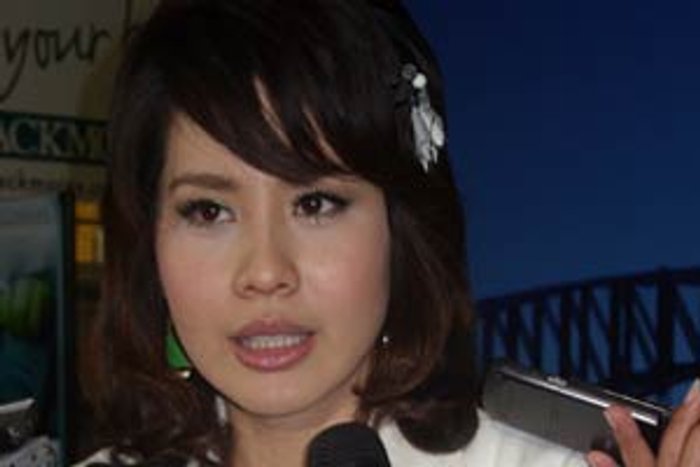 นุ้ยย้ำโสด!หนุ่มมากองถ่ายแค่เพื่อน