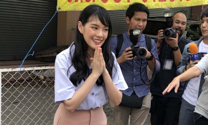 à¸à¸²à¸à¹à¸¢à¸­à¸°à¹à¸à¹à¹à¸«à¸à¸à¹à¸¡à¸²à¹à¸à¹à¸ªà¸´à¸à¸à¸´à¹ âà¹à¸à¸­à¸à¸£à¸²à¸BNK48â³ à¹à¸¥à¸·à¸­à¸à¸à¸±à¹à¸à¸¥à¹à¸§à¸à¸«à¸à¹à¸²à¸à¸µà¹à¹à¸à¸à¸à¸²à¸à¹à¸