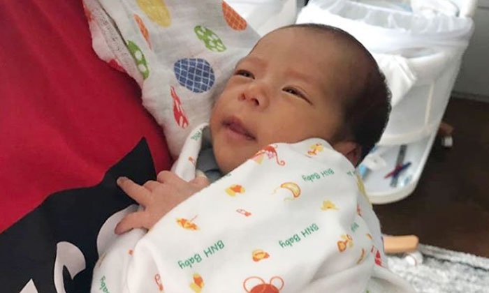 "น้องมีก้า" ให้เลขแม่น 23 ตรงกับน้ำหนักตัว "พ่อป๊อก" ถามขำๆ ใครถูกบ้าง