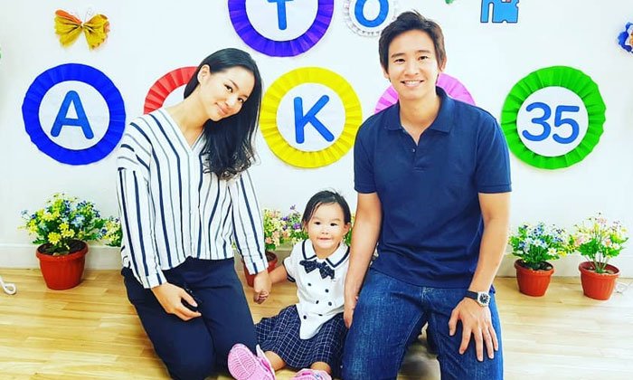 เจอกันแล้ว "ต่าย-ทิม" หันหน้าจับมือกันอีกครั้ง ส่งลูกเข้าเรียนวันแรก