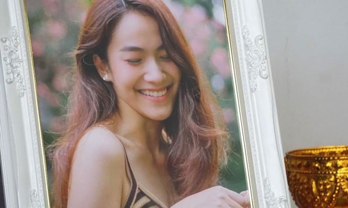 คาดเป็นการบอกลาของ "น้ำตาล เดอะสตาร์" เพลงในรถเปิดเองดังถึง 2 รอบ