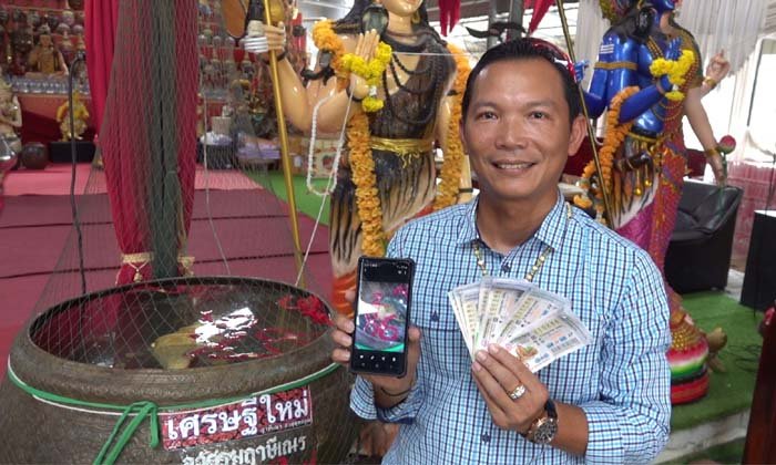 ผู้รับเหมาถวาย 1 ล้านให้อาศรมฤๅษีเณร ผลบุญทันใจถูกหวย 70 ใบ