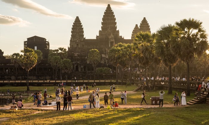 "ทัวร์ศูนย์เหรียญ" ลามกัมพูชา ทำนครวัดยอดนักท่องเที่ยวต่างชาติลดฮวบ