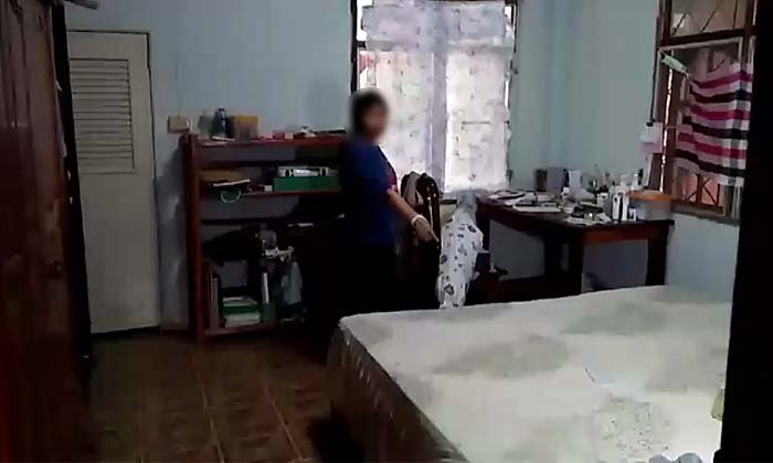 ครูสาวใหญ่แกล้งตาย! เจอโจรงัดบ้าน จับถอดเสื้อผ้าหวังข่มขืน