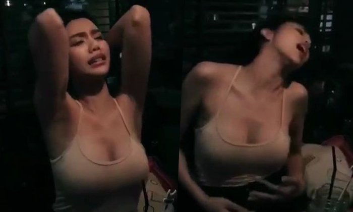ลีลาสุดซี๊ด "หนูเล็ก บลูเบอร์รี่" โชว์เทคนิค อ่อยยังไง ให้ผู้หลง (มีคลิป)