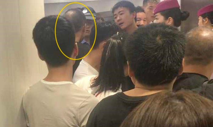 ชายจีนทำฉาว อุ้มเด็กหญิง 9 ขวบนั่งบนขาตัวเอง แย่งที่นั่งบนรถไฟ