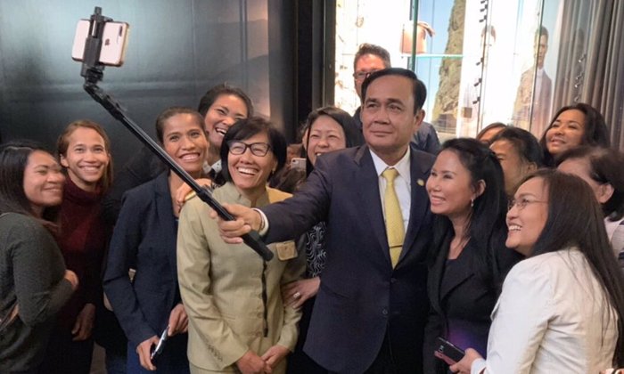 ไม้เซลฟี่ก็มี! นายกฯ ถึงเบลเยียมประชุมผู้นำเอเชีย-ยุโรป 18-20 ต.ค.