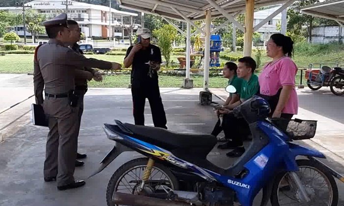 หนุ่มตกใจรถหายคาห้าง ตร.สกัดตามหาทั่วเมือง แต่สุดท้ายโอละพ่อ