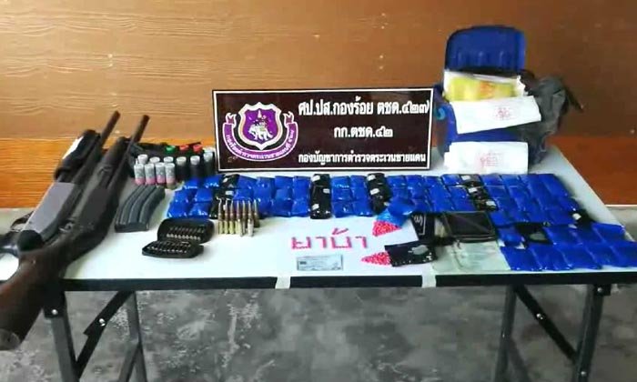ตชด.บุกสวนปาล์มนักการเมืองท้องถิ่น-ยึด “ยาบ้า-อาวุธปืน” เต็มอัตราศึก