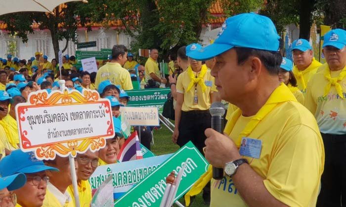 "ลุงตู่" ตัดพ้อ ขยับอะไรไม่ได้เลย จะให้นอนอยู่บ้านหรืออย่างไร