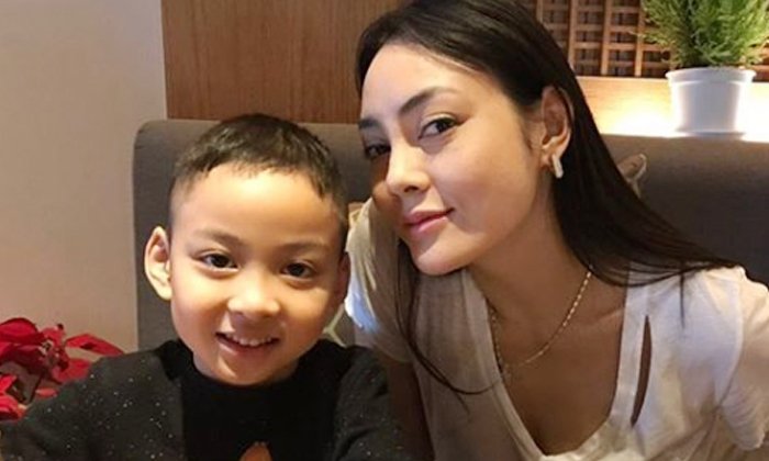 เปิดห้องครัวบ้าน "ตั๊ก บงกช" กับเมนูเด็ดหน้าตาดีทั้งอาหารทั้งคนทำ
