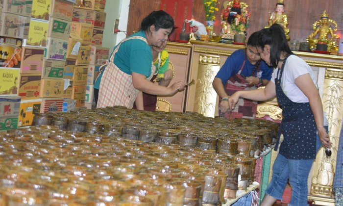 ร้านขนมเข่งในเบตงเร่งผลิต "ขนมเข่ง" ขายส่งรับเทศกาล "ตรุษจีน"