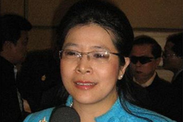 หามสุดารัตน์ส่งรพ.บำรุงราษฎร์ป่วยหวัด09