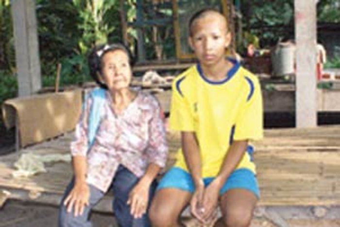 ม4.ยอดกตัญญู-หาเลี้ยง ยาย-น้า
