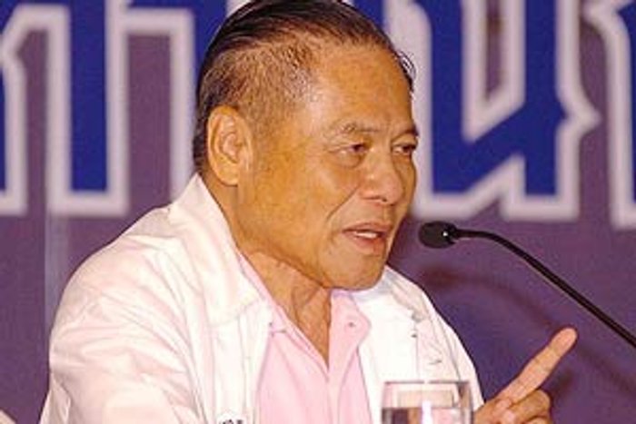 แห่เบิร์ดเดย์ บรรหาร ครบ 77 ปี