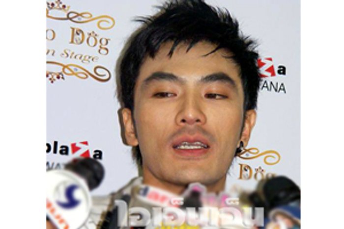 ไรวินทร์เซ็ง โดนฉกภาพจุ๊บเมย์ ปัดมือ3