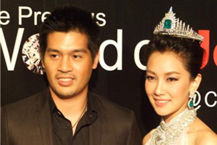 นุ่นแต่งต๊อด19พค. ปัดใช้งบ50ล. ฮันนีมูนUSA
