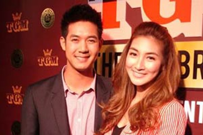 เวียร์ ควง แพนเค้ก ยัน ไม่คิดชิ่ง 7 สี